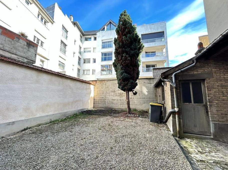 Forum Flower Spacieux T2 Au Coeur De La Ville رانس المظهر الخارجي الصورة